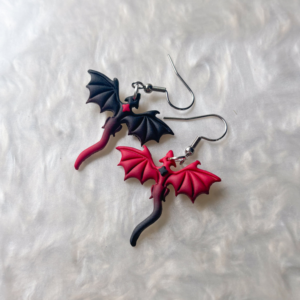 GOTHIC ROSE OMBRE DRAGON MINI EARRINGS (SILVER)