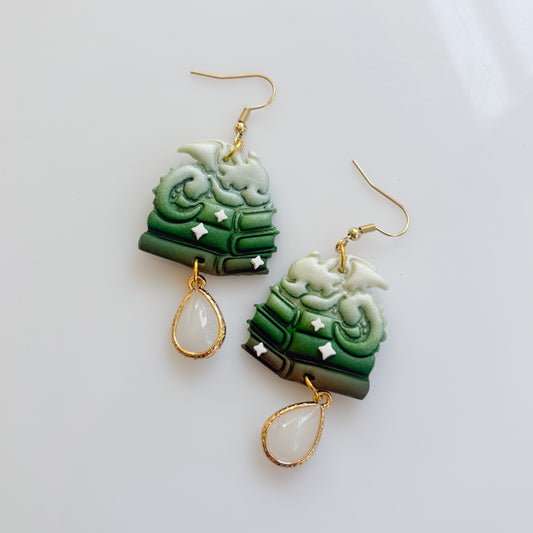 DRAGONS ON BOOKS (GREEN FOREST OMBRE)