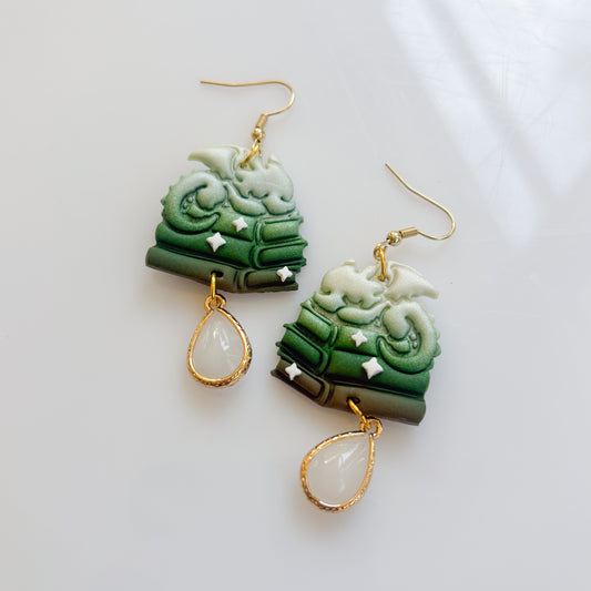DRAGONS ON BOOKS (GREEN FOREST OMBRE)