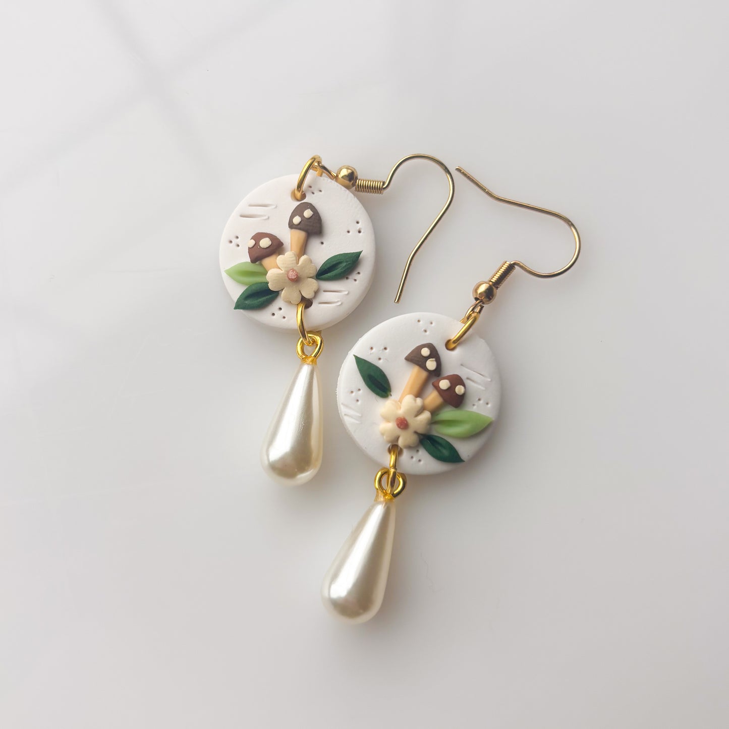 MUSHROOM CIRCLE EARRINGS