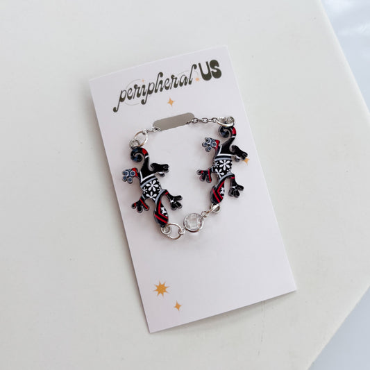 KISSING LIZARDS CHARM NECKLACE