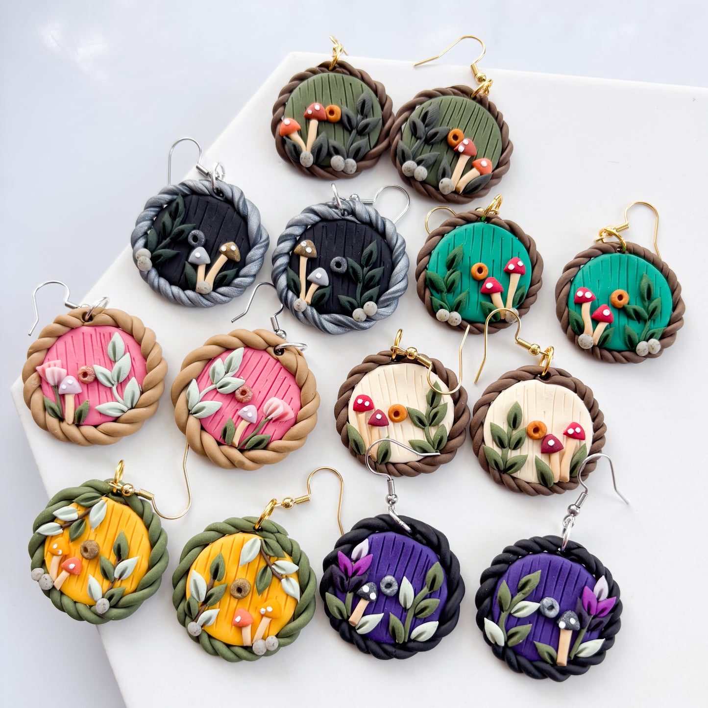 PASTEL & PINK HOBBIT DOOR EARRINGS