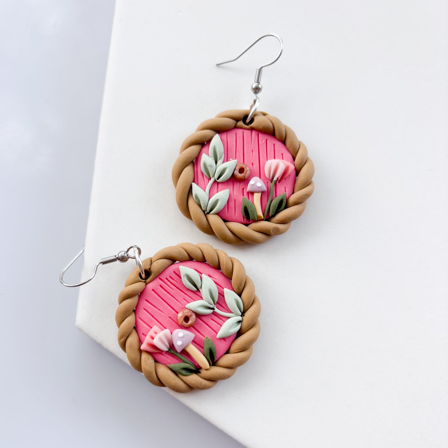 PASTEL & PINK HOBBIT DOOR EARRINGS