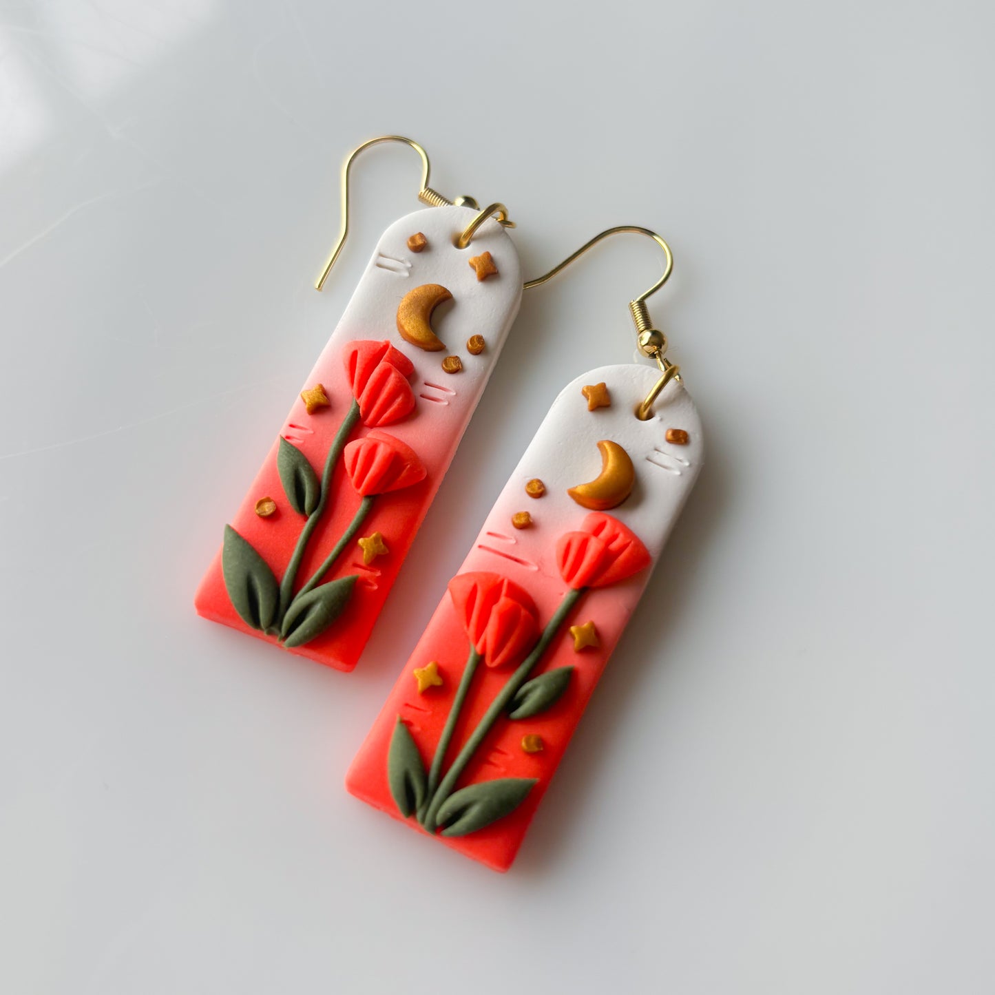 POPPY TALL ARCH EARRINGS