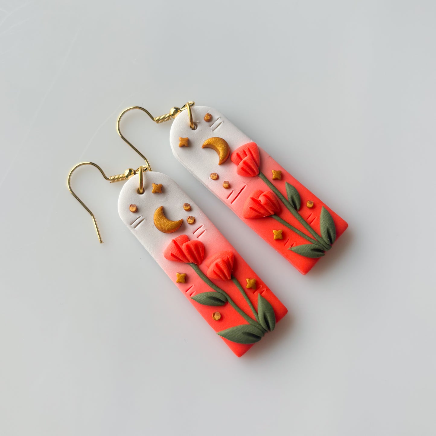 POPPY TALL ARCH EARRINGS