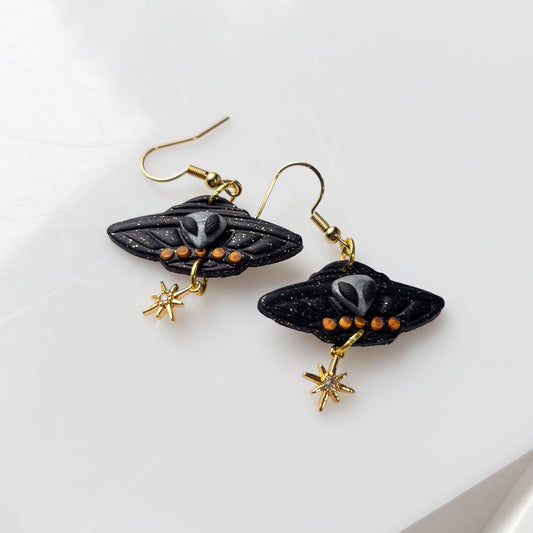 METALLIC ALIEN FLYING SAUCER EARRINGS