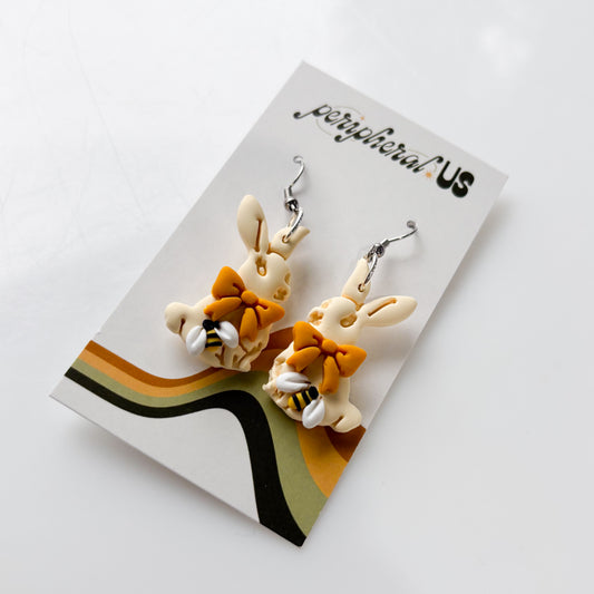 BEE & BOW BUNNY EARRINGS