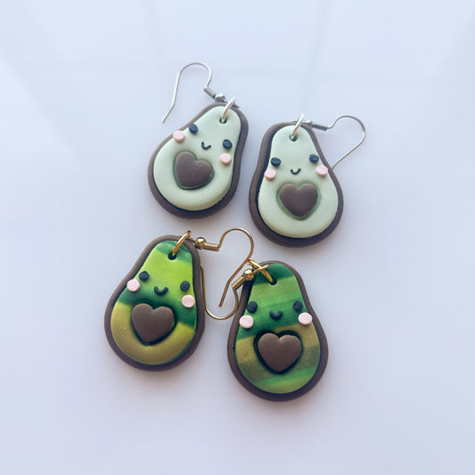 AVOCADO EARRINGS (LIGHT)