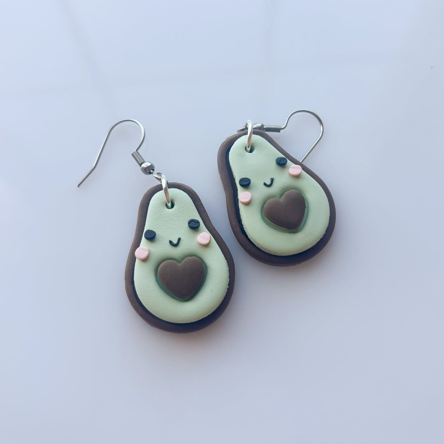 AVOCADO EARRINGS (LIGHT)