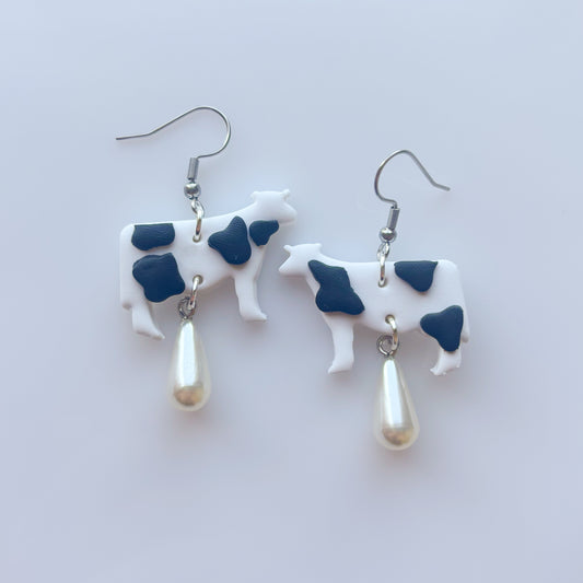 COW & PEARL EARRINGS
