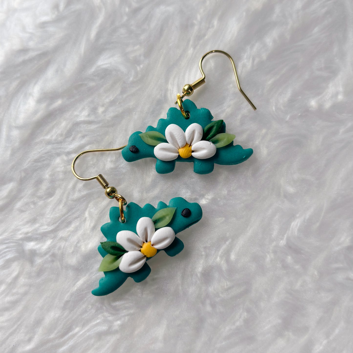 DAISY DINO EARRINGS (STEGOSAURUS)