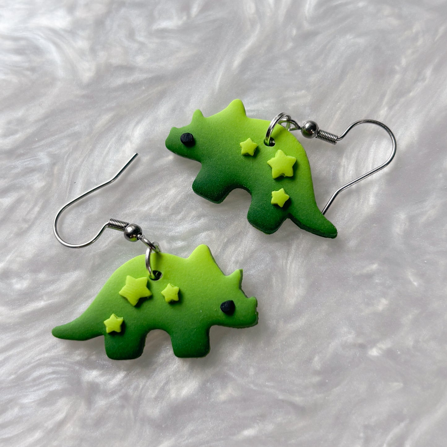 GRADIENT GREEN WITH STARS DINO EARRINGS (TRICERATOPS)