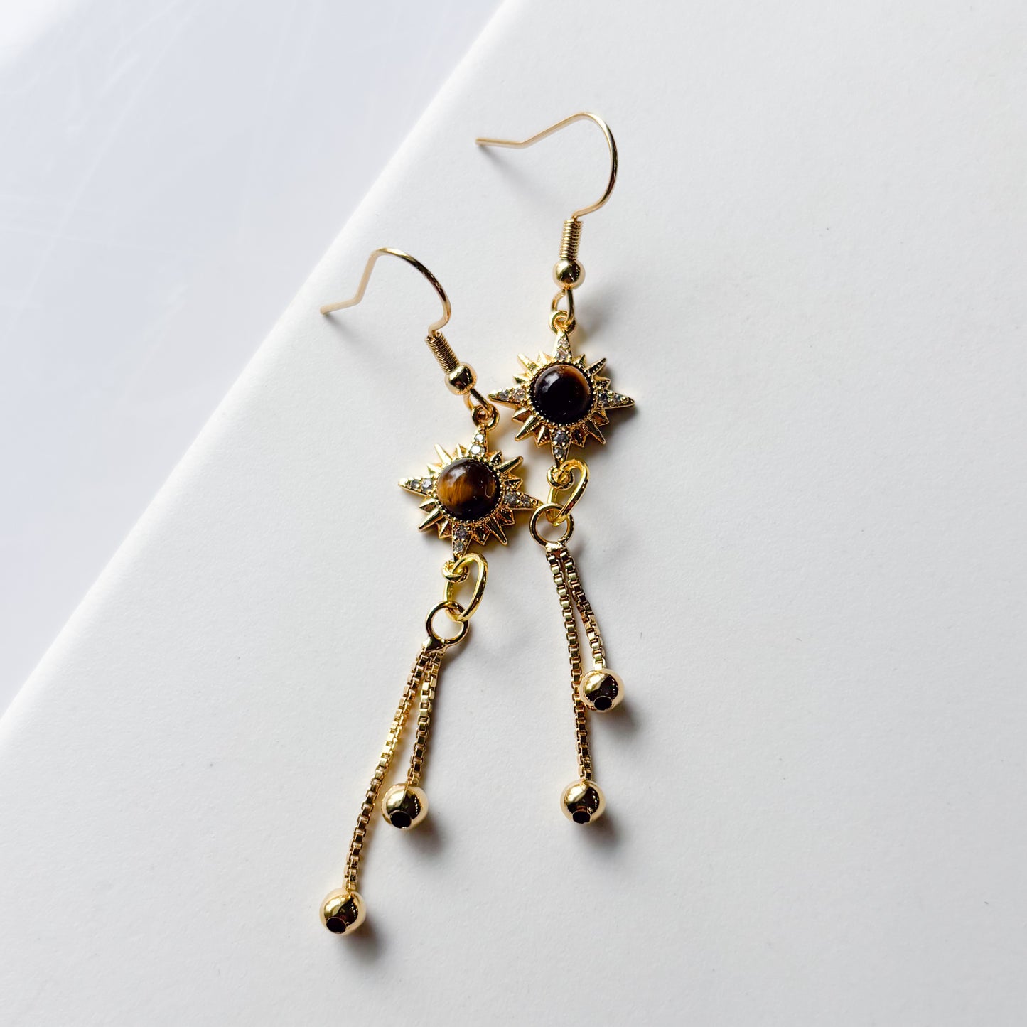 SUN & CHAIN DANGLE CHARM EARRINGS