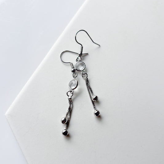 SILVER GEM & CHAIN CHARM EARRINGS